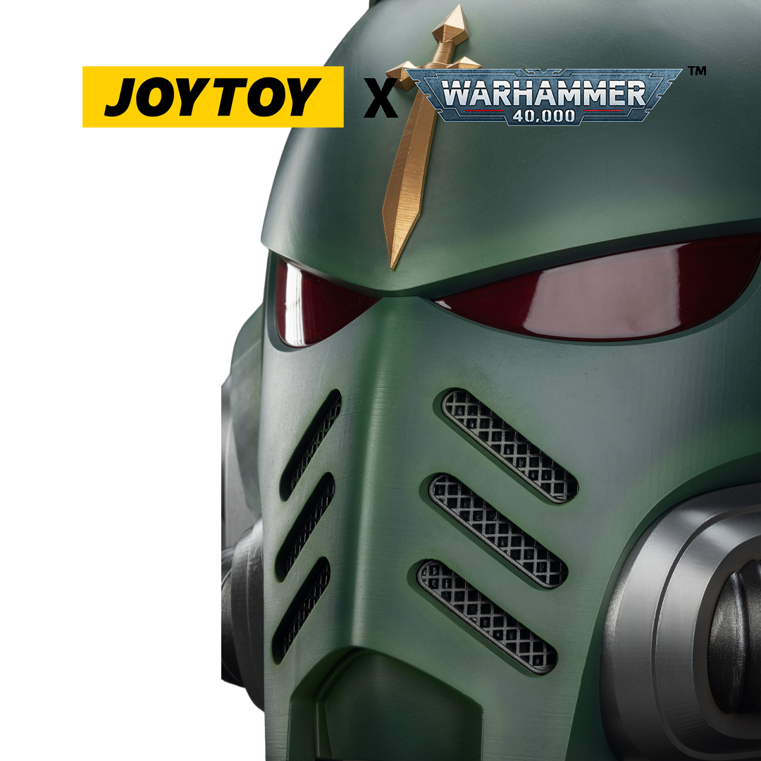 JoyToy Warhammer 40,000: Dark Angels Mk X Helmet and Display Stand (1:1 Scale) Preorder