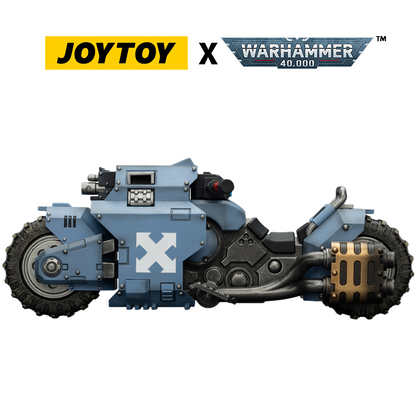 JOYTOY Warhammer 40,000 - Space Wolves, Raider-pattern Combat Bike with twin-linked bolt rifles (1/18 Scale) Preorder
