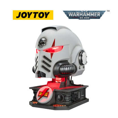 JOYTOY Warhammer 40,000: White Scars Mk X Helmet and Display Stand (1/1 Scale) Preorder