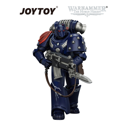 JOYTOY Warhammer The Horus Heresy - Night Lords, MKVI Tactical Legionary with Bolter, Plasma Pistol, Bolt Pistol & Power Sword (1/18 Scale)