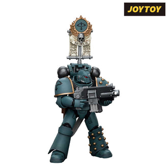 JoyToy Warhammer The Horus Heresy Action Figure - Sons of Horus, Legion MKIV Tactical Squad Legionary with Legion Vexilla (1/18 Scale)