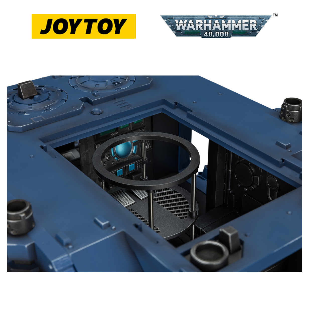 JOYTOY Warhammer 40,000 - Ultramarines Predator Destructor (1/18 Scale) Preorder