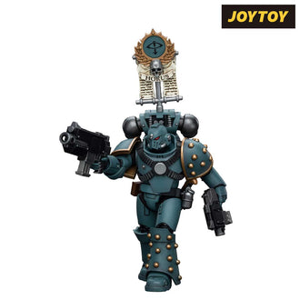 JoyToy Warhammer The Horus Heresy Action Figure - Sons of Horus, Legion MKIV Tactical Squad Legionary with Legion Vexilla (1/18 Scale) Preorder